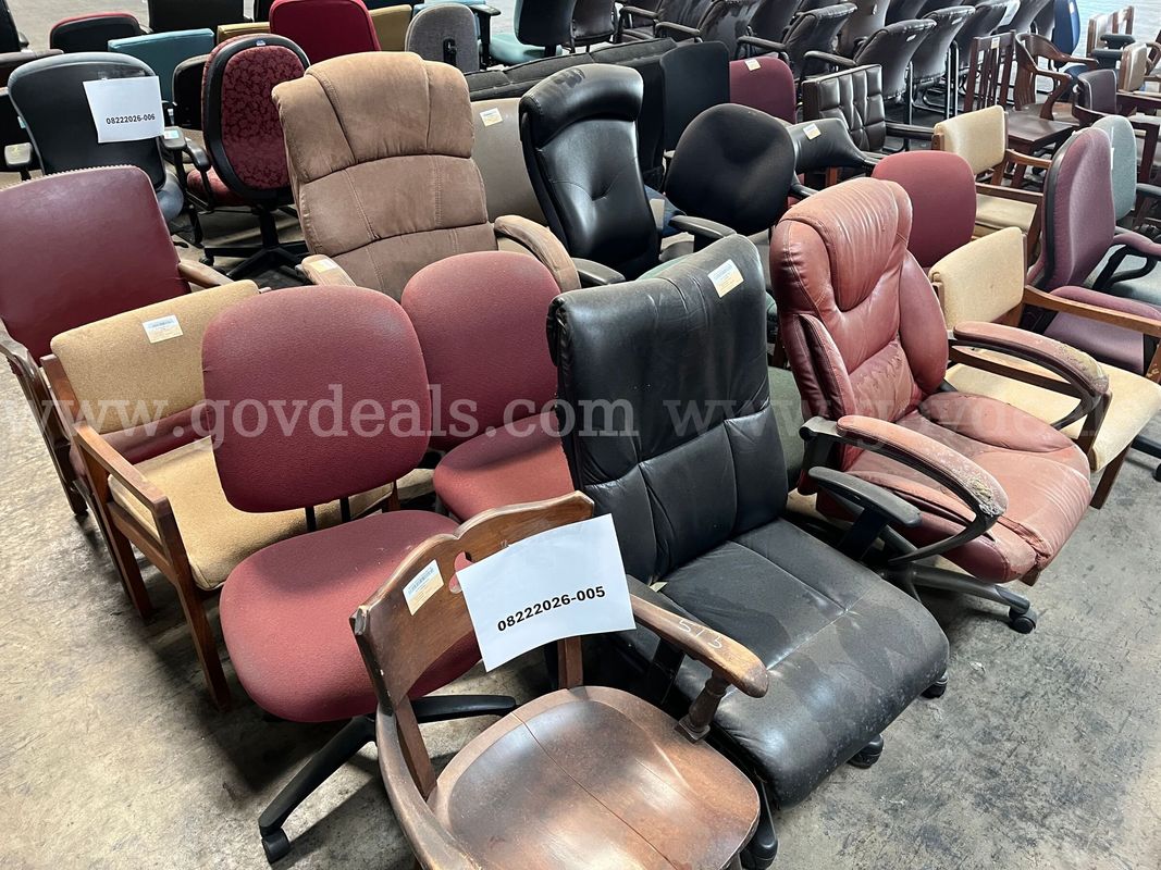 Lot of chairs