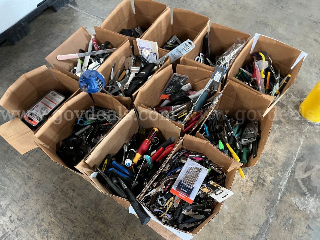 Lot of Multi-Tools, Hand Tools and Scissors