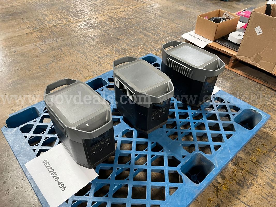 Lot of 3 Ecoflow Delta 1300 portable power stations