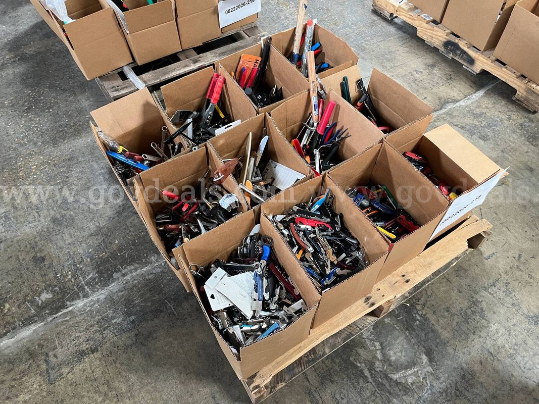 Lot of Hand Tools, Kitchen Utensils and Pocket Knives