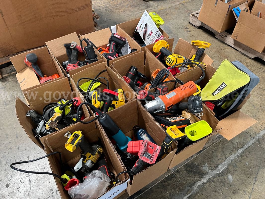 Lot of Assorted Power Tools
