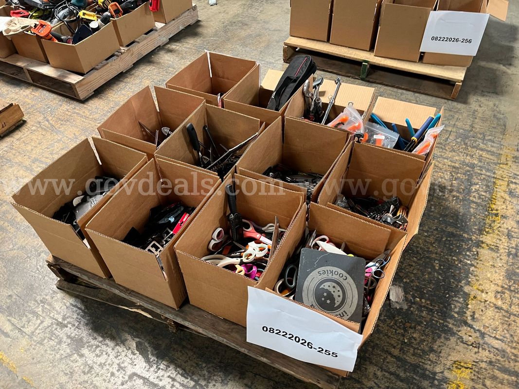 Lot of Hand Tools, Scissors and Pocket Knives