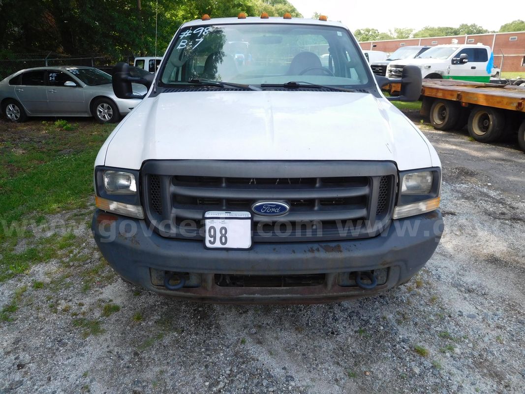 2004 Ford F-350 SD