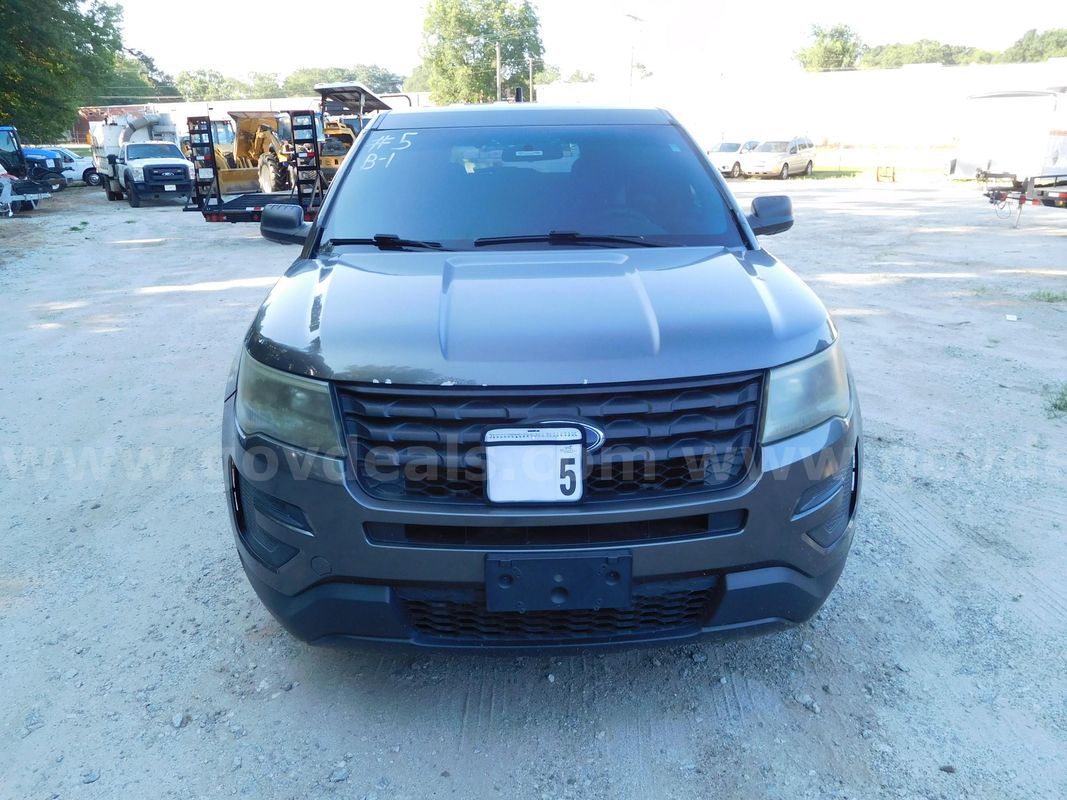 2016 Ford Explorer