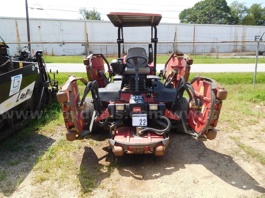 2014 TORO GROUNDMASTE 4700-D