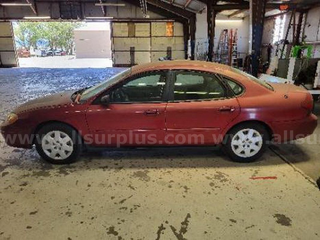 2002 Ford Taurus