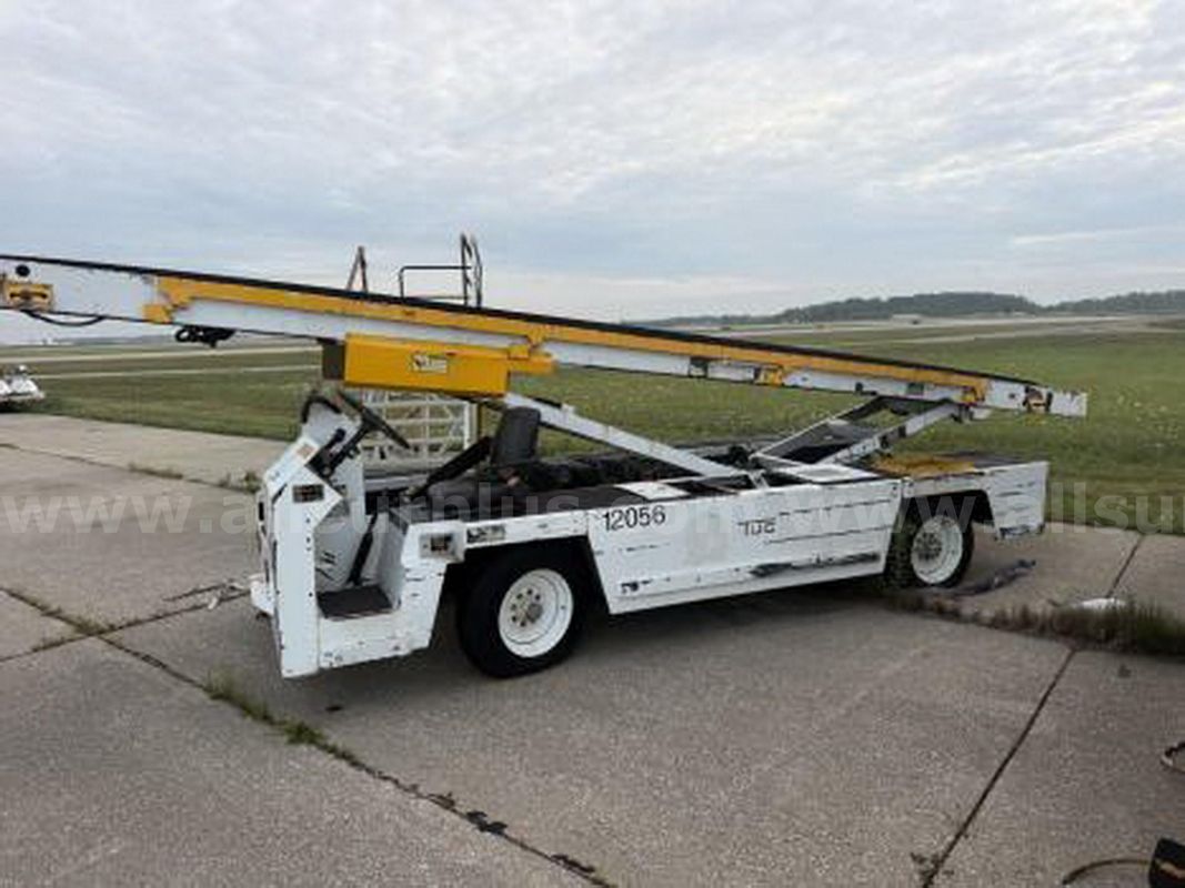 1996 Tug Beltloader