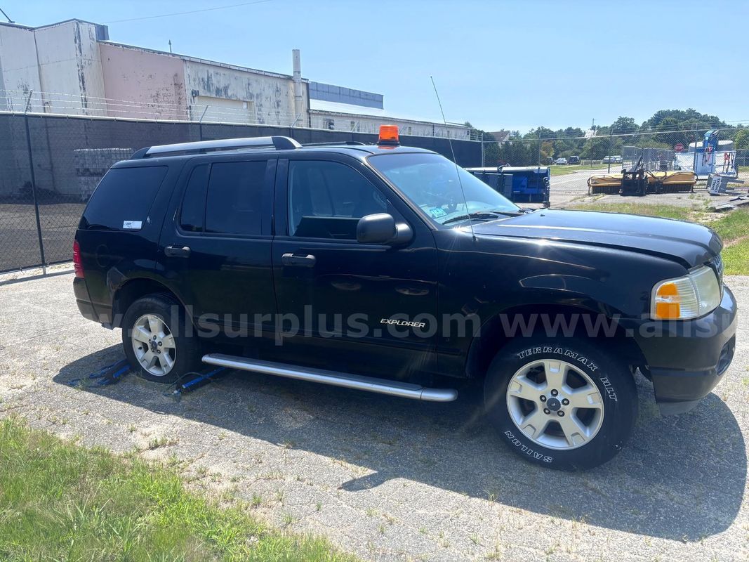 2005 Ford Explorer SUV