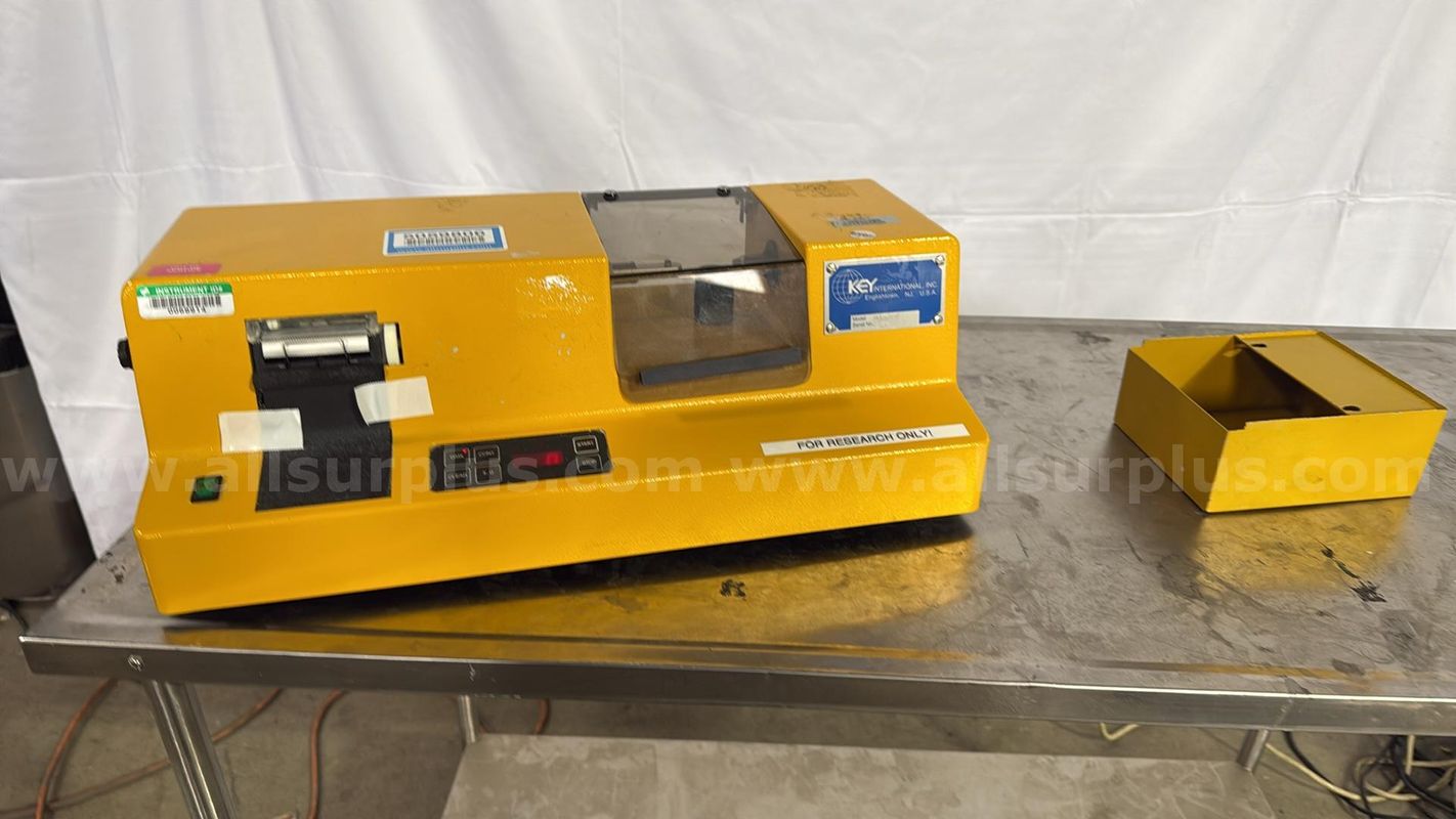 Pharma Test PTB-301 Tablet Hardness Tester, 115V, Integrated Printer, Serial 93393