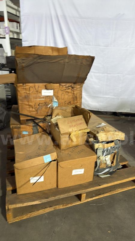 Rosemount Instrumentation & Stainless Steel Vessel Parts Pallet, ISO 165799 Legs, Pfaudler Manuals