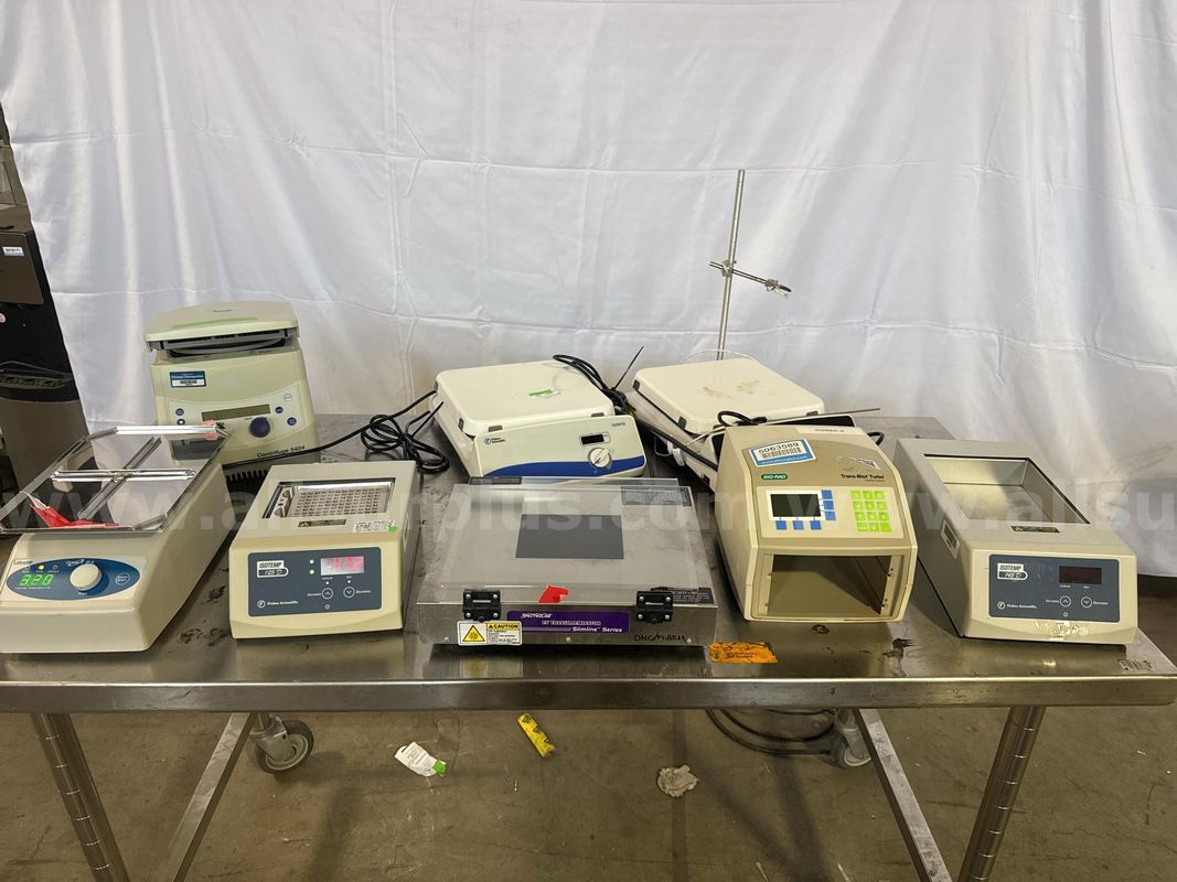 Lab Scientific Instrument Lot: Centrifuge 5424, Isotemp Heaters, Trans-Blot Turbo, Spectroline UV