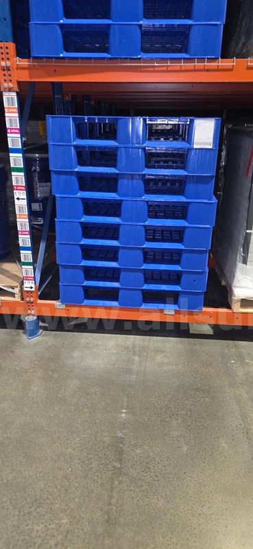 Large Pallet Lot Qty:699