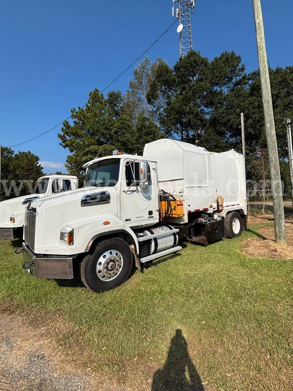 2019 Western Star Garbage Truck/Refuse Body