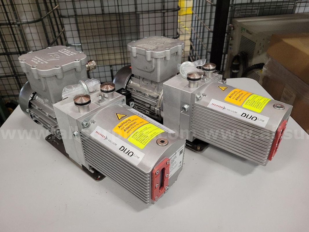 4pcs Pfeiffer Vacuum Pumps