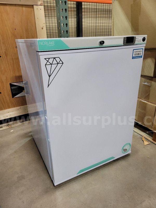 Norlake PF051WWW/0M40 Laboratory Under Counter Freezer