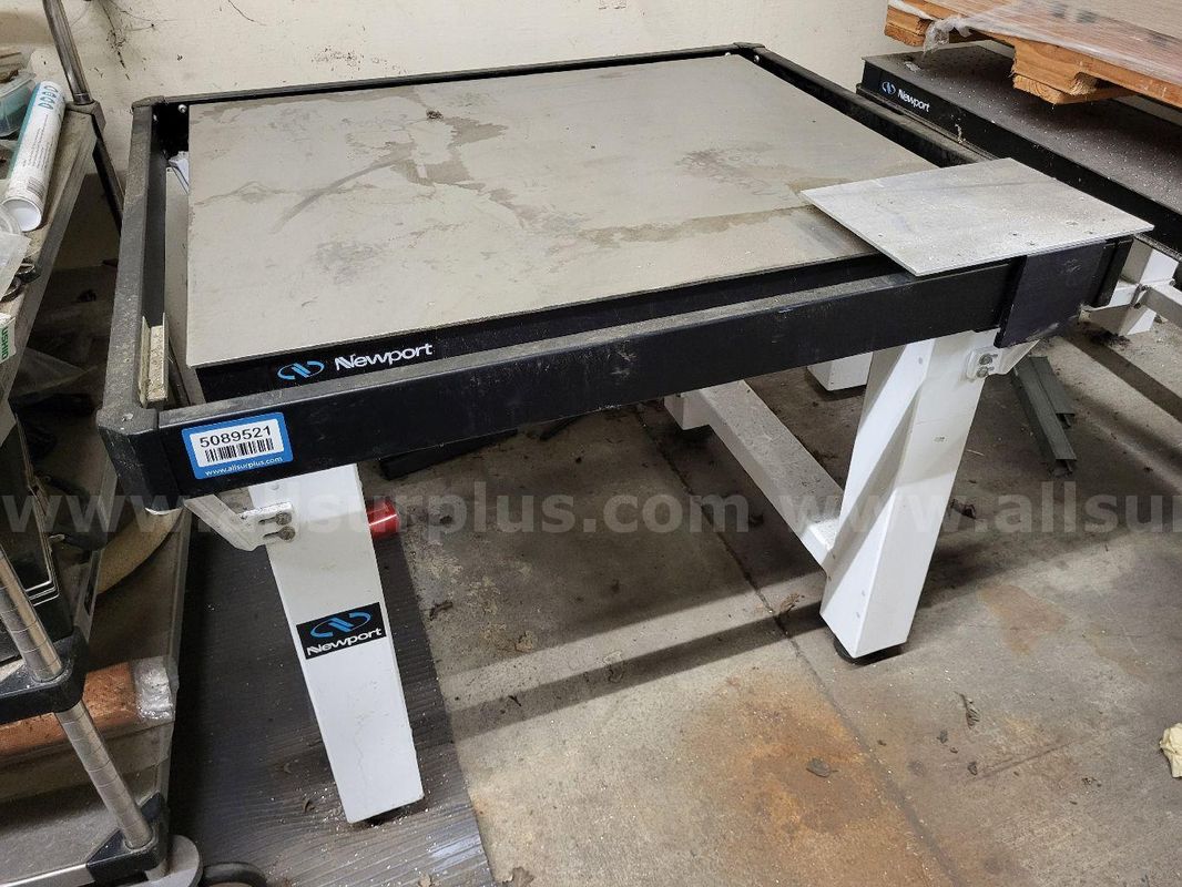 Newport VH3036W-OPT Optical Isolation Table