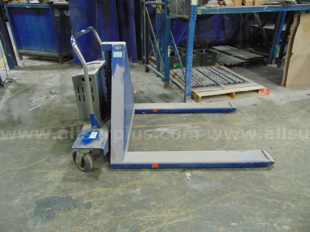 2010 Vestil Pallet Jack