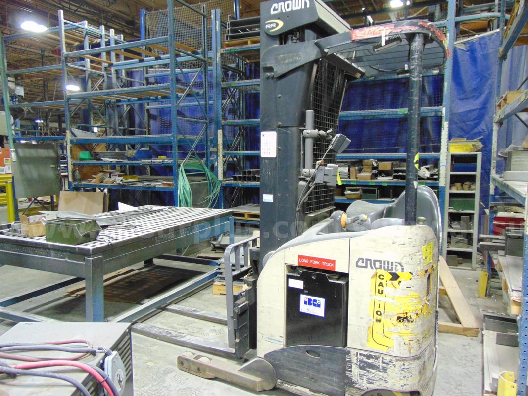 Crown Ride On Fork Truck