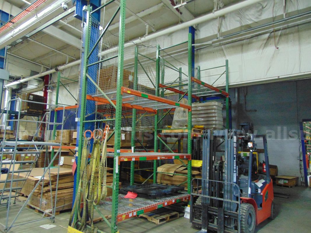 Husky Rack And Wire Pallet Rack