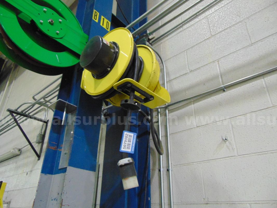 Reel Tuff Electric Cord Reel
