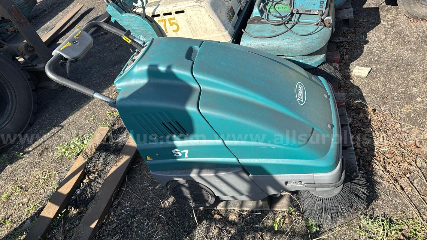 Tennant S7 Walk-Behind Floor Sweeper