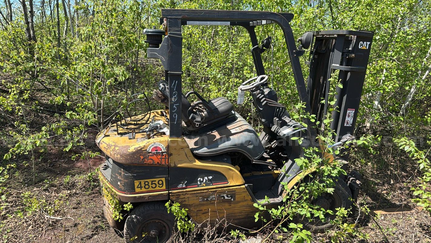 CAT P5000 Forklift