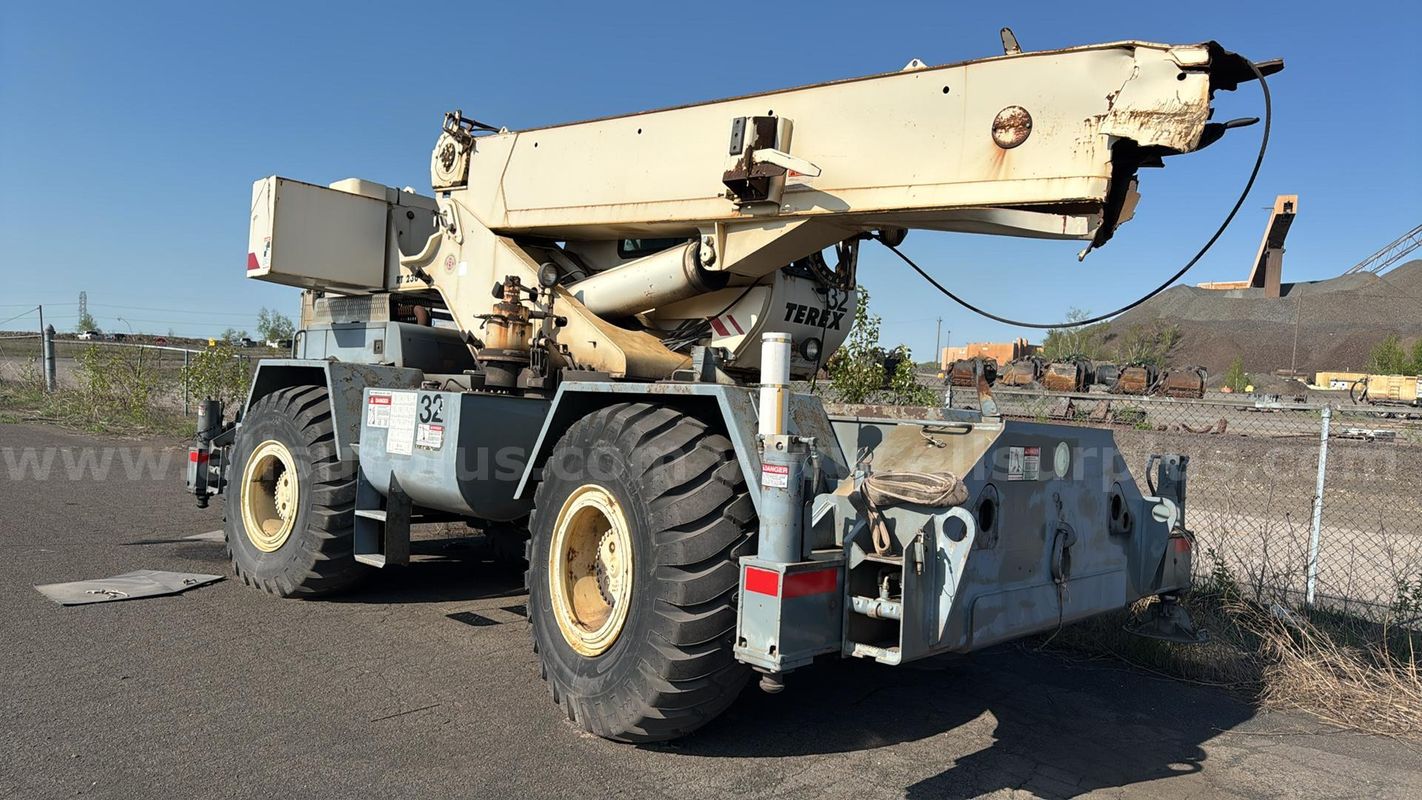 Terex RT 230 Rough Terrain Crane
