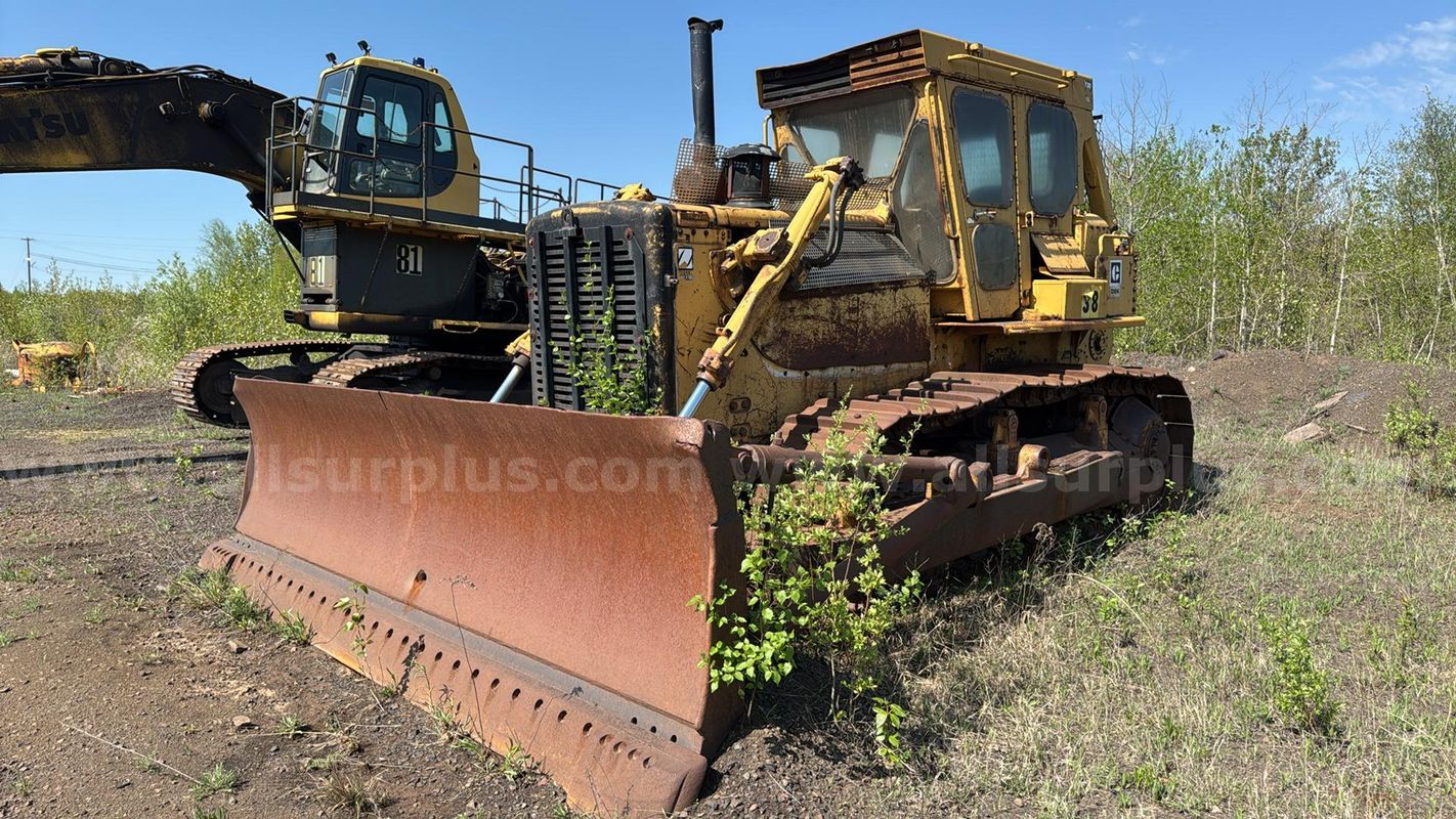 Caterpillar D8K Crawler Dozer with Winch