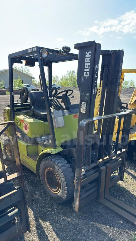 Clark CGP 20 Forklift