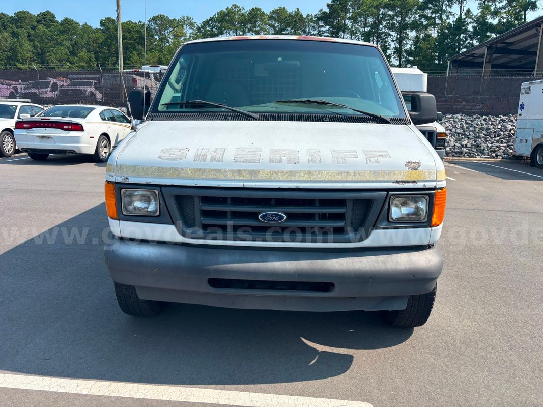 2004 Ford Econoline E-350 XL Super Duty