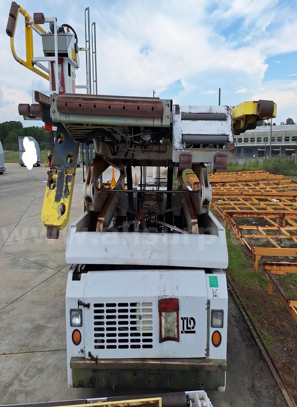 2005 Tld 929 Cargo Loader 220", Diesel