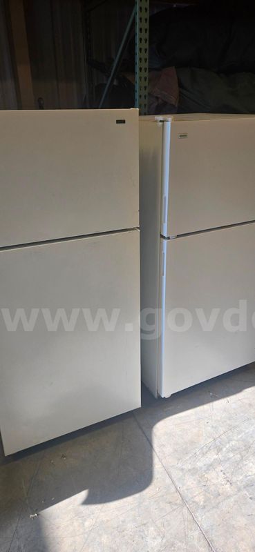 1 Lot of Refrigerators
