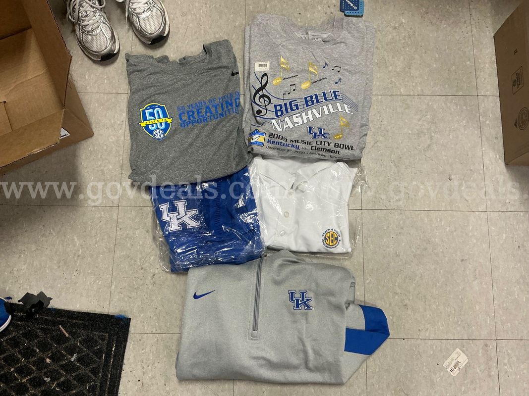2XL - T-Shirts (2), Quarter-Zip (1), Shorts (1), Polo (1)