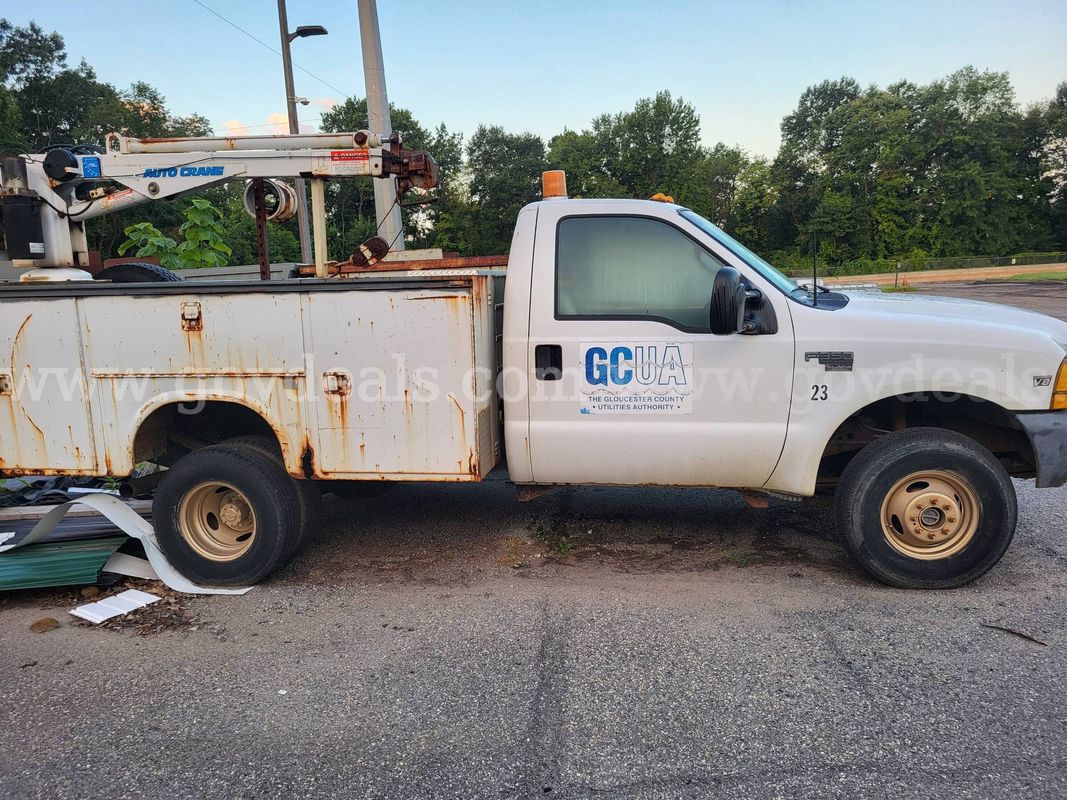 1999 Ford F-350 SD XL Reg. Cab 4WD DRW