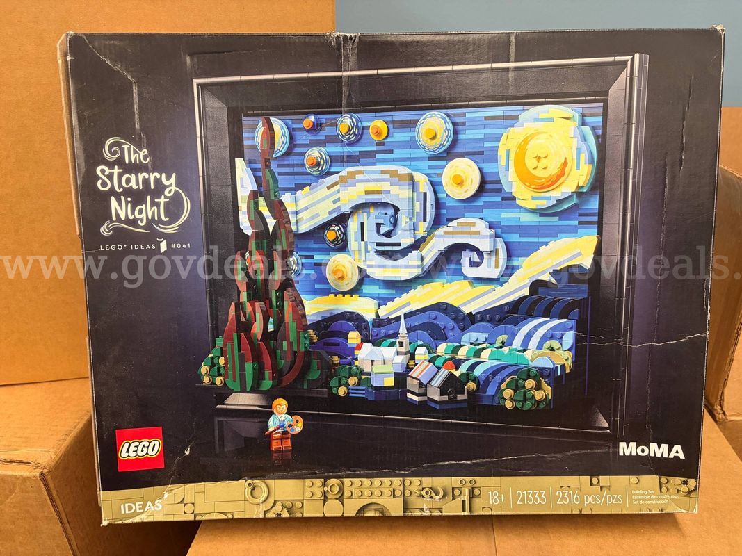 LEGO Ideas Vincent van Gogh - The Starry Night