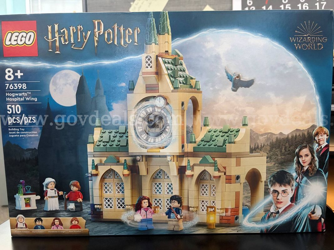 Lot of (2) Brand New, Factory-Sealed LEGO Sets (Harry Potter & Marvel)