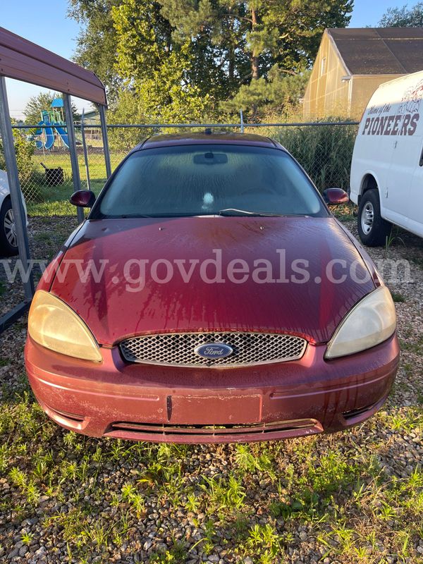 2006 Ford Taurus
