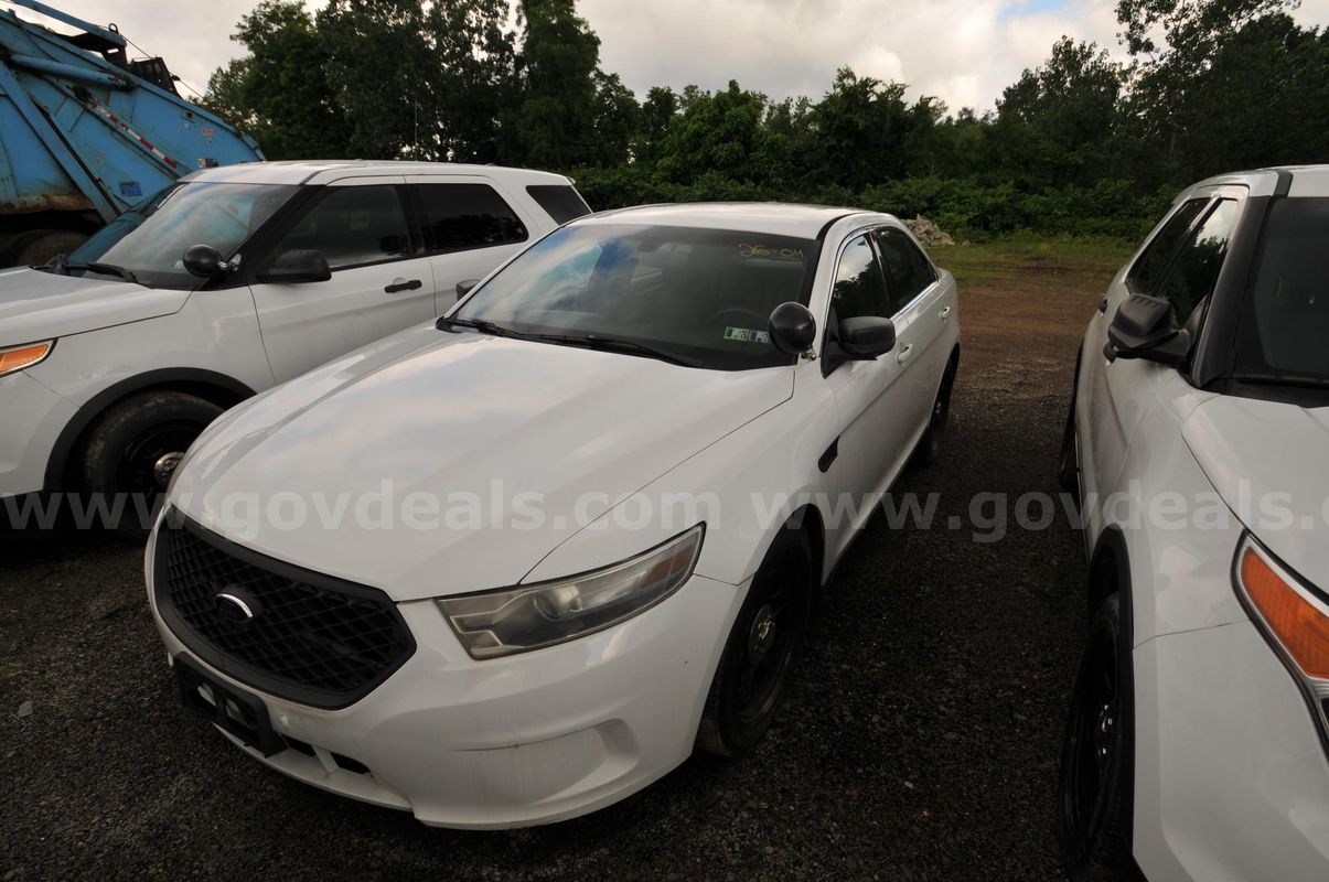2013 Ford Taurus