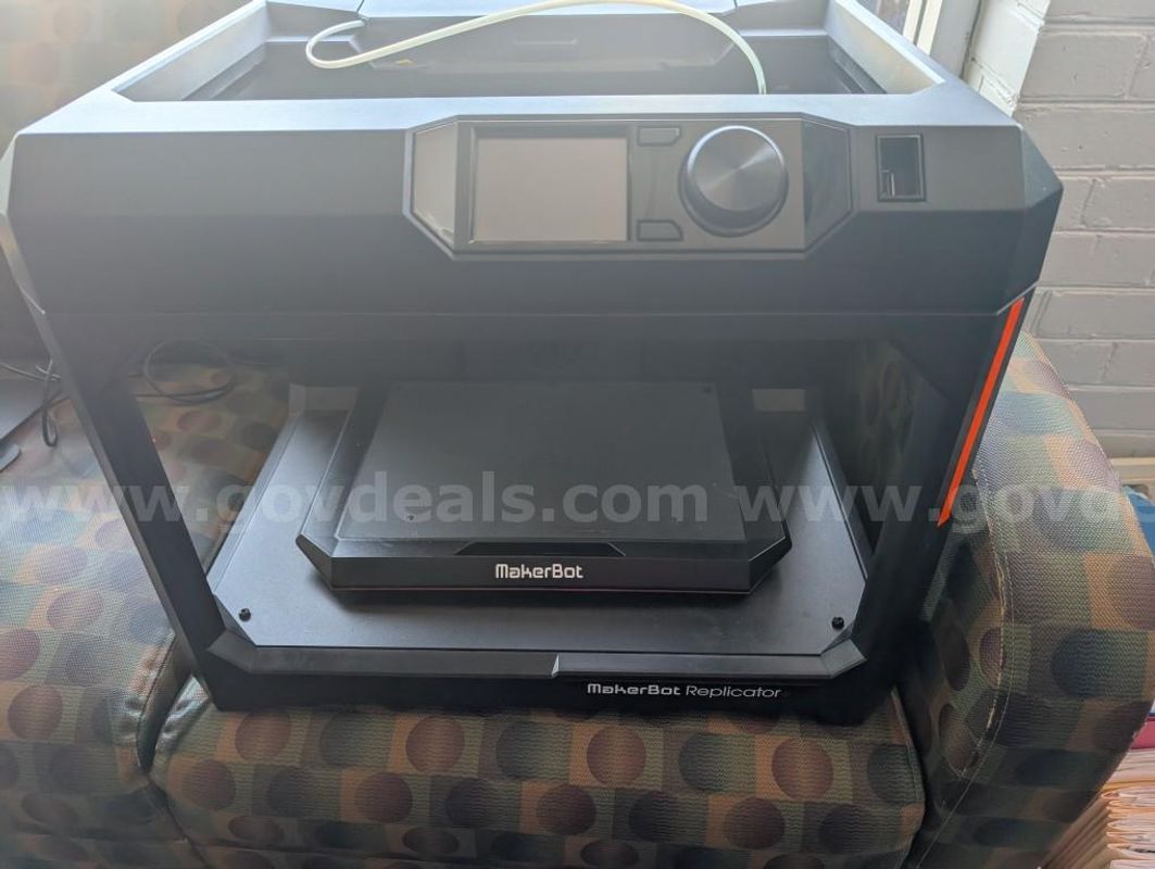 Makerbot Replicator+
