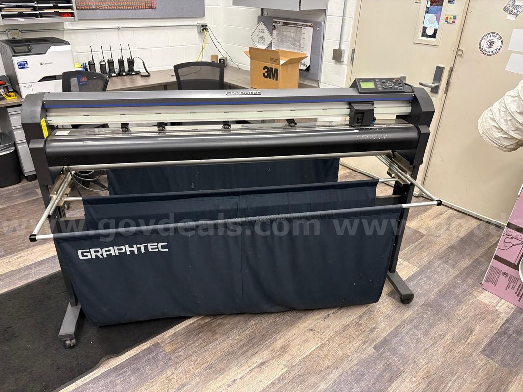 Graphtec FC8600-130 Cutter Plotter Model FC8600-130