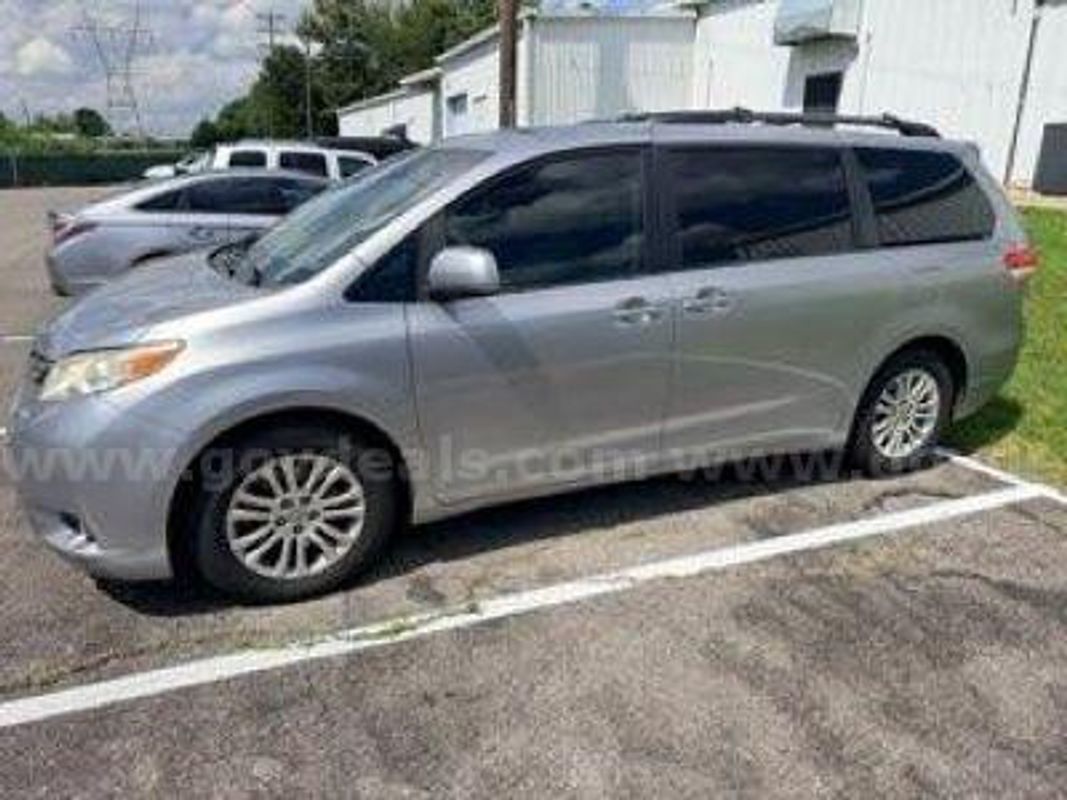 2011 Toyota Sienna