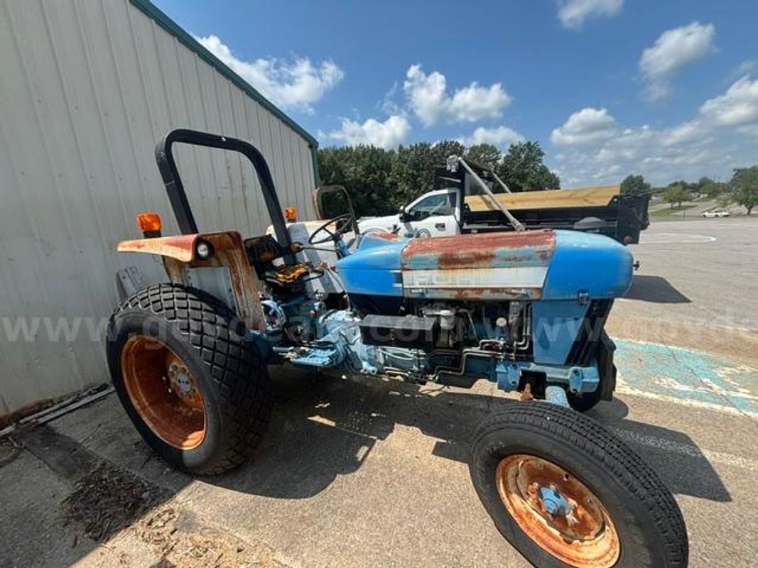1998 Ford Tractor