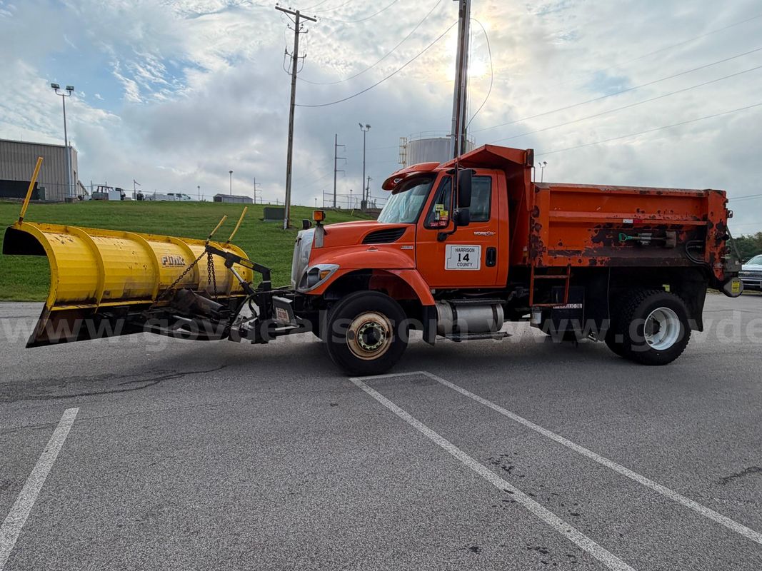 2011 International 7400