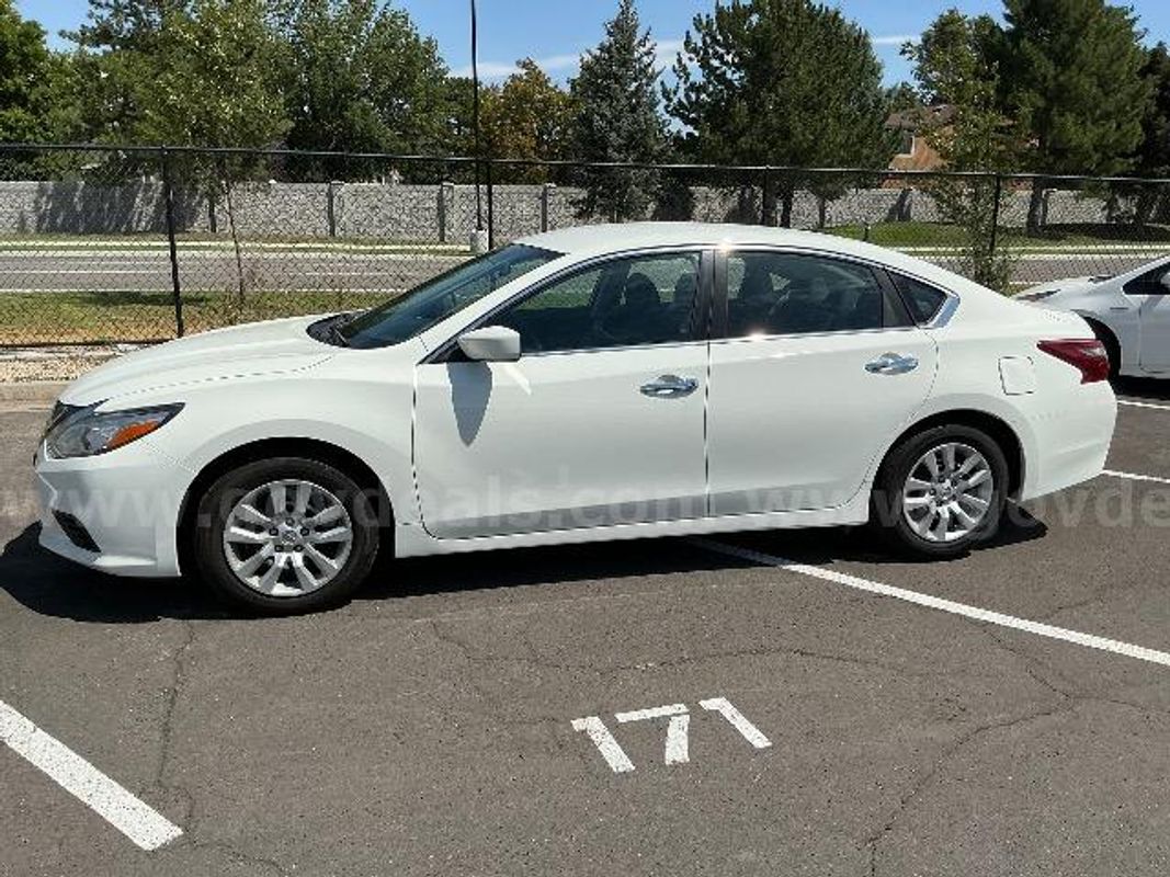 2018 NISSAN ALTIMA S 4 DOOR CAR -- UNLEADED