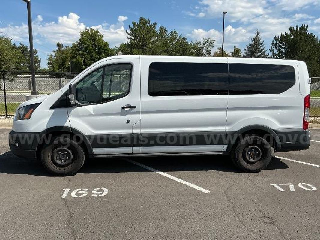 2020 FORD TRANSIT T150 XL 12 SEATER FULL SIZE VAN -- UNLEADED/E85