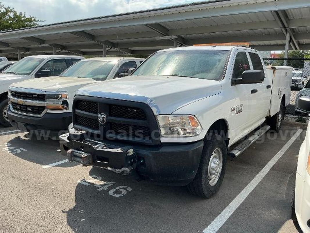 Mechanics Special 2013 DODGE RAM 2500 TRADESMAN CREW CAB 4X4 CHASSIS