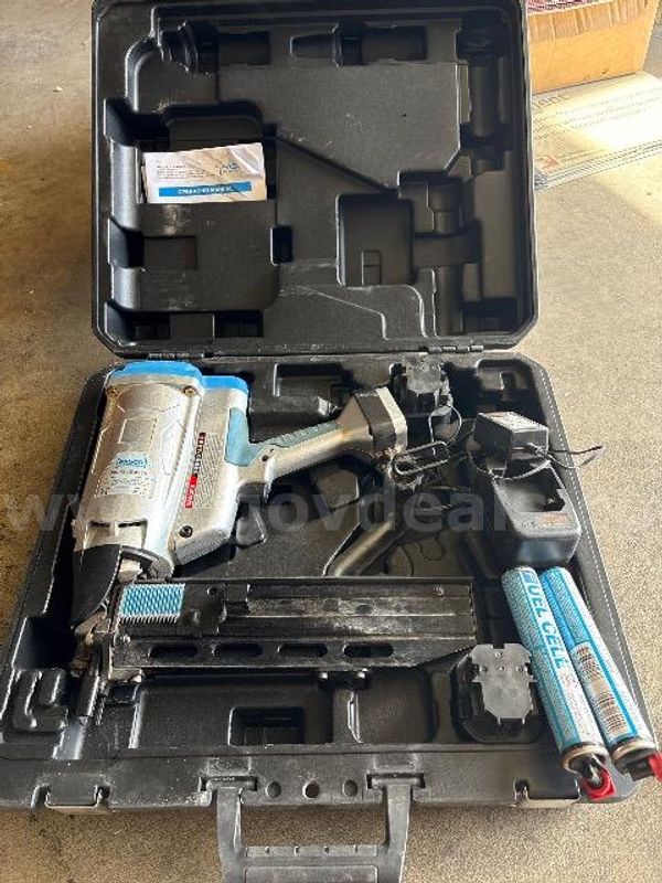 Fasco Staple Gun
