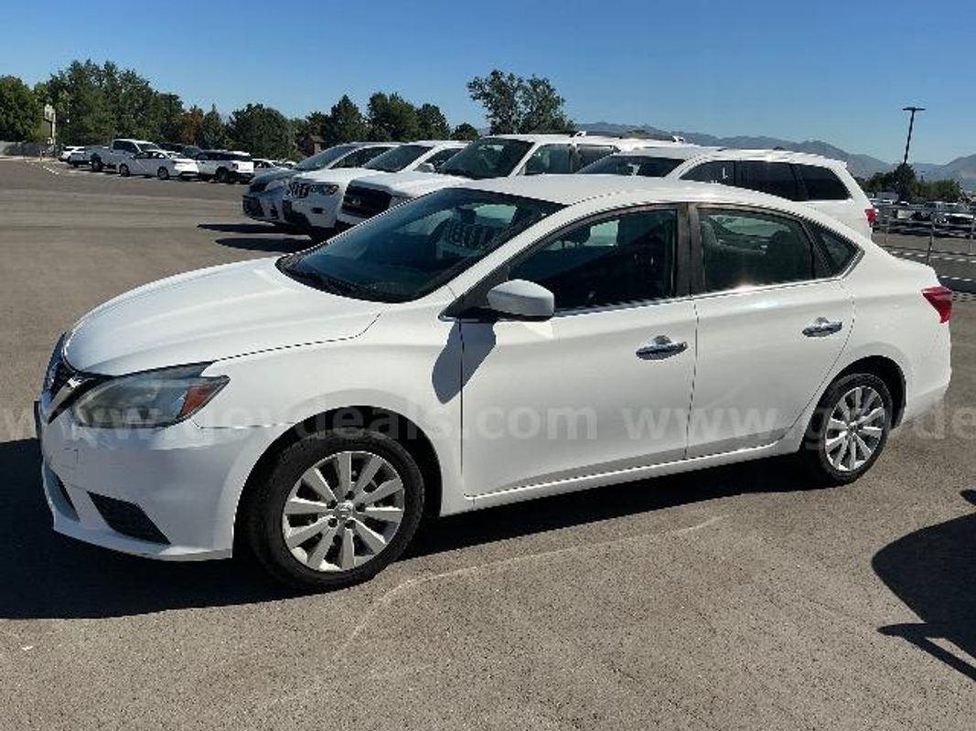 2017 NISSAN SENTRA SV 4 DOOR CAR -- UNLEADED