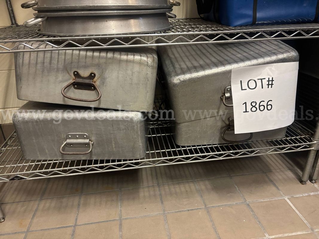 Big square pots/pans with 4 handles