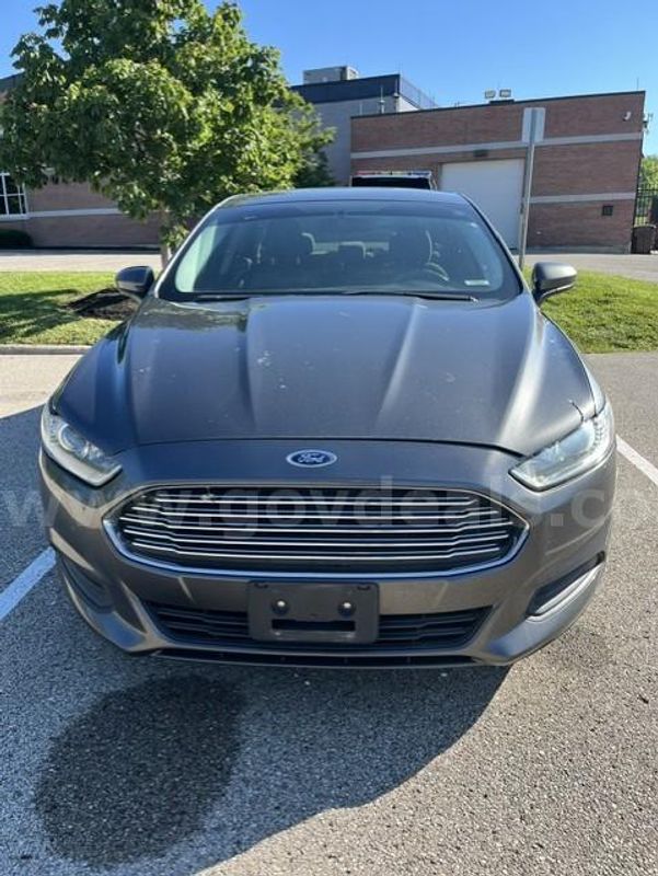 2015 Gray Ford Fusion